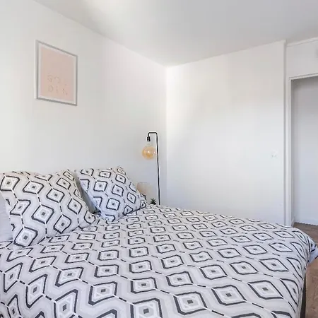 Apartman Spacieux Pres De Paris Sartrouville