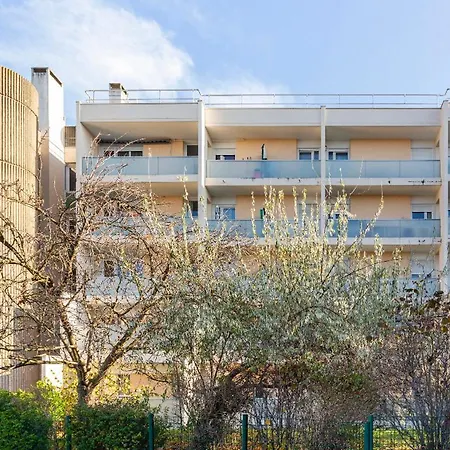 Spacieux Pres De Paris Apartman *